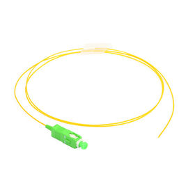 Bahan PVC LSZH Simplex Fiber Optic Pigtail 0.9MM 1M G652D G657A1